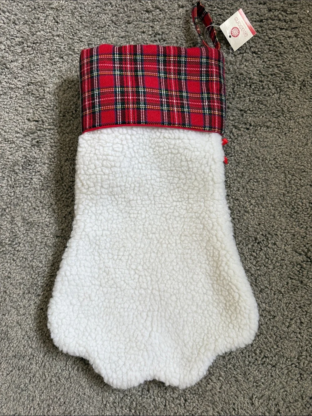 ✅Home decor Red Plaid Holiday Paw Stocking